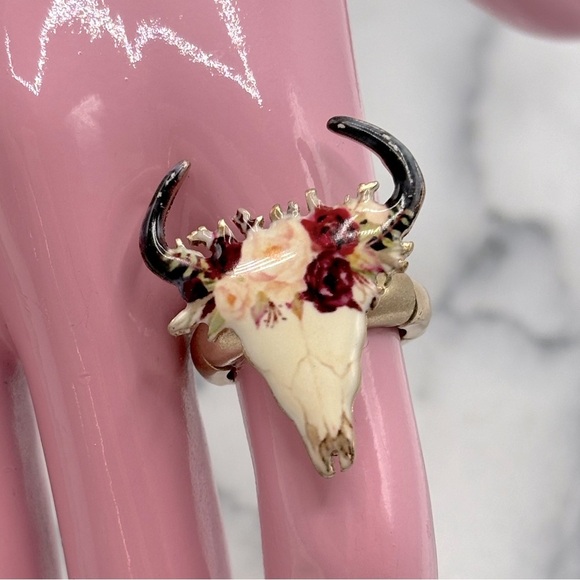 Metal Flower Cow Skull Bull Stretch Finger‎ Ring Jewelry - Picture 1 of 5